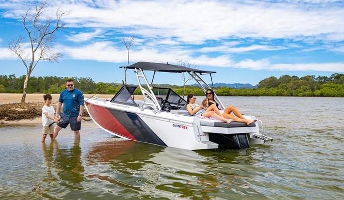 2024 QUINTREX 595 Freestyler X 150 S