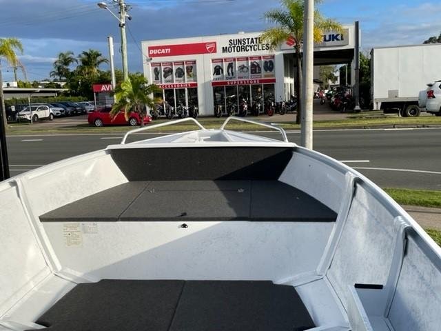 2025 Stacer 429 Rampage