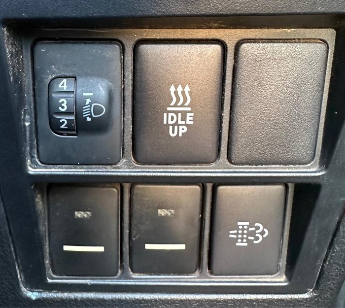 2020 Toyota Hilux SR GUN126R 4X4 Dual Range Glacier White