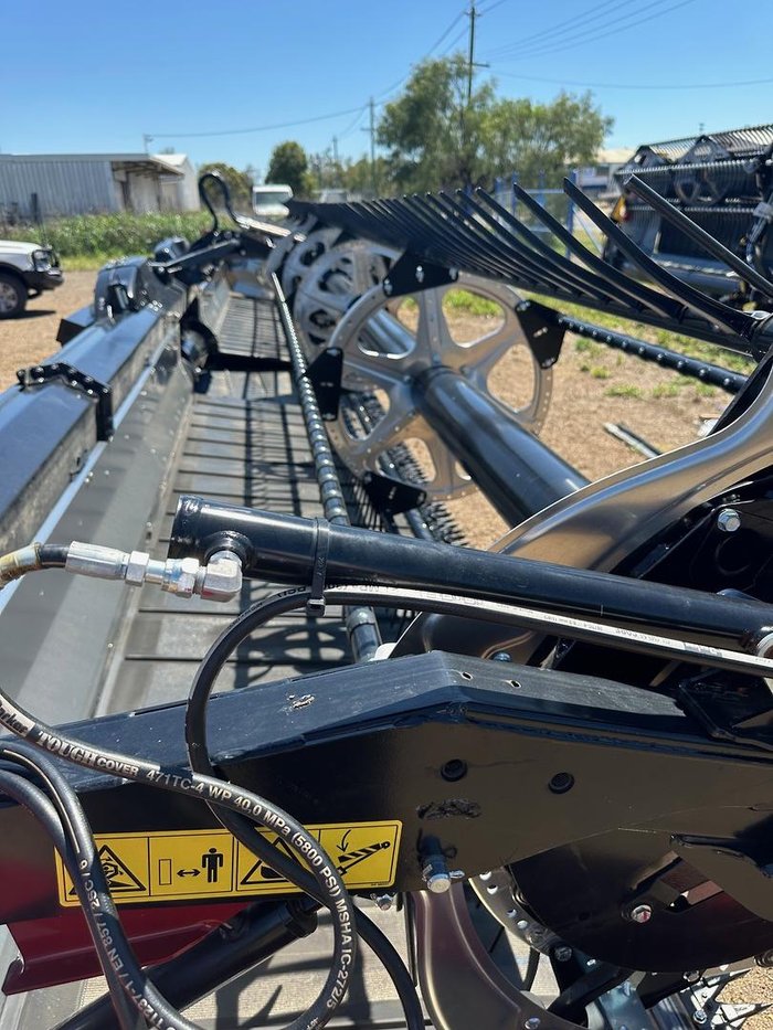 2025 MacDon Fd241 Flex Front