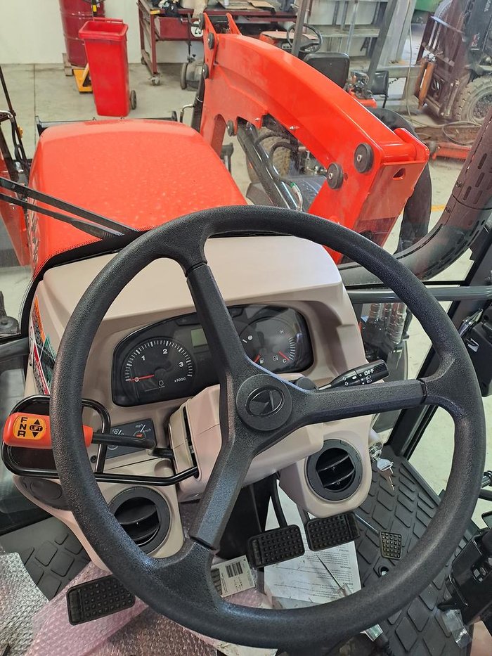 0 Kubota M9540 Cab Fel 4In1 - In Stock Now orange