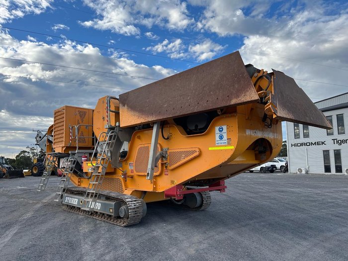 2022 Striker JQ1170 Yellow