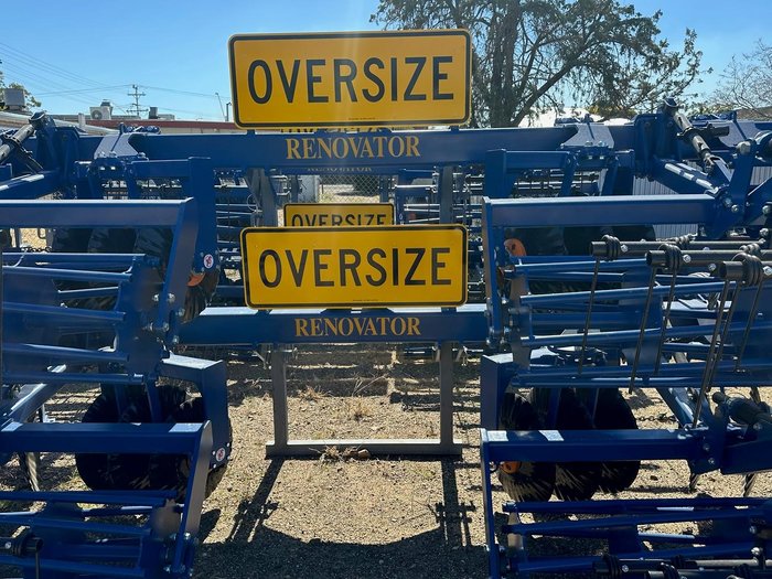 2023 Grizzly Wheel Track Renovator Blue