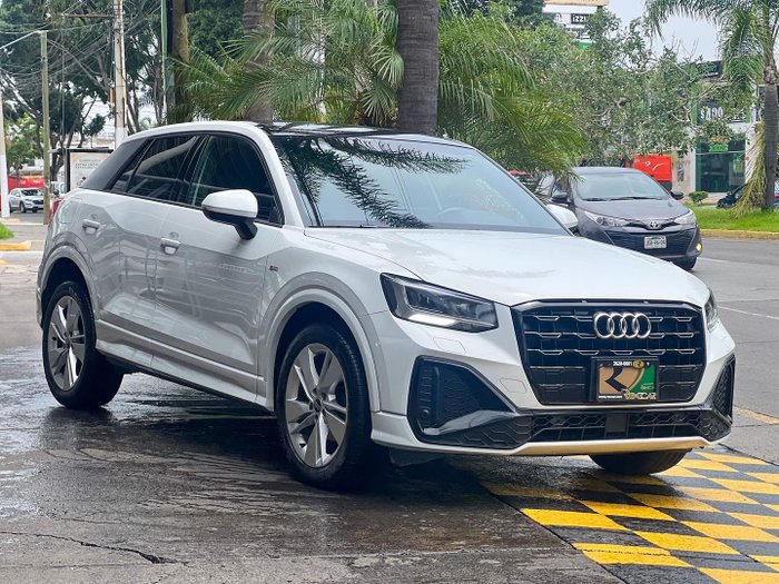 2021 Audi Q2 S-line