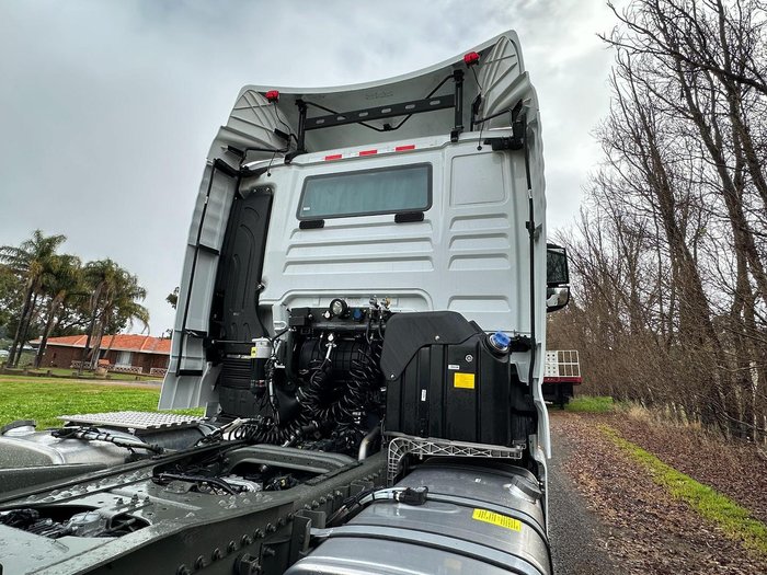 2024 Sinotruk Sitrak C7h