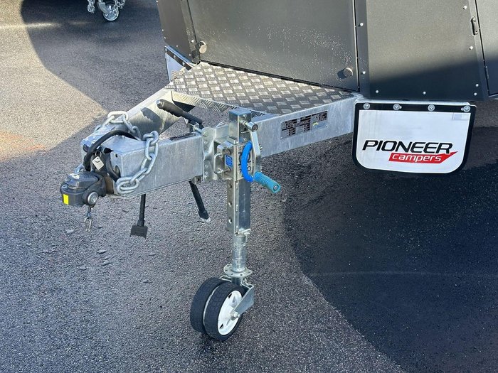 2023 Pioneer Campers Verve E/W