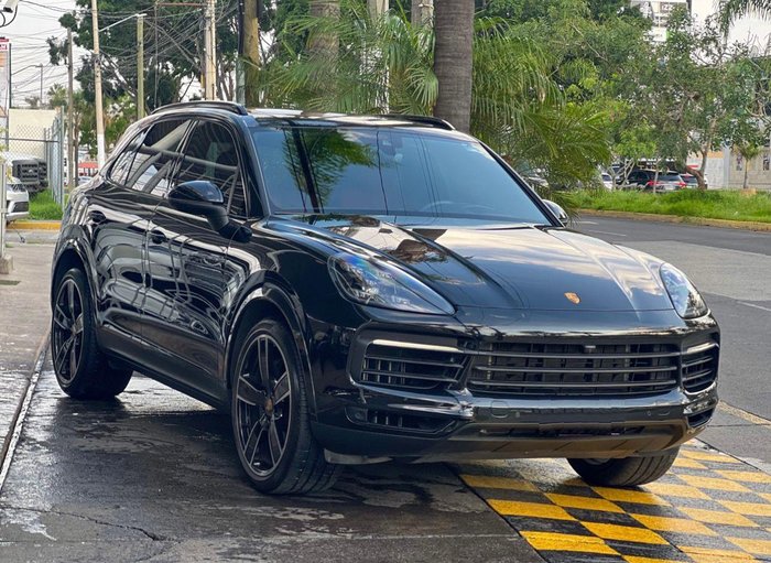 2023 Porsche Cayenne S