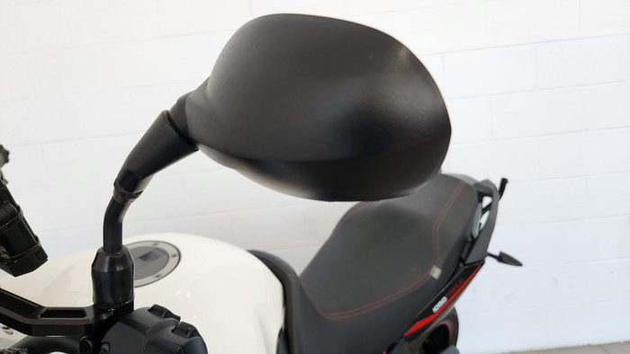 2013 Triumph Tiger Sport Tiger White