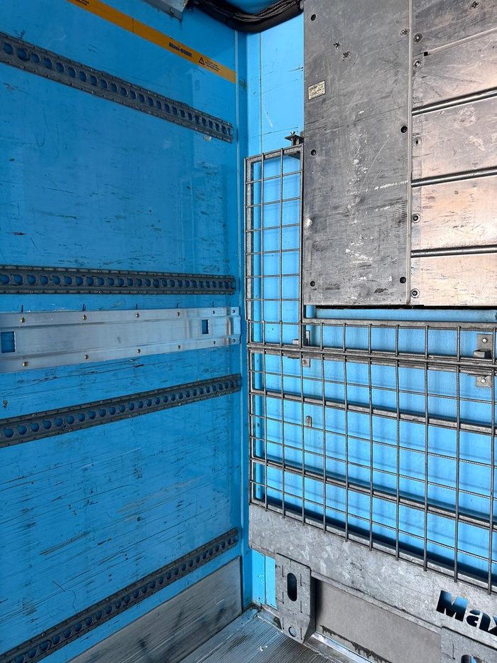 2014 Maxitrans 24 Pallet, -23 Freezer Double Stacker, Rear Evap