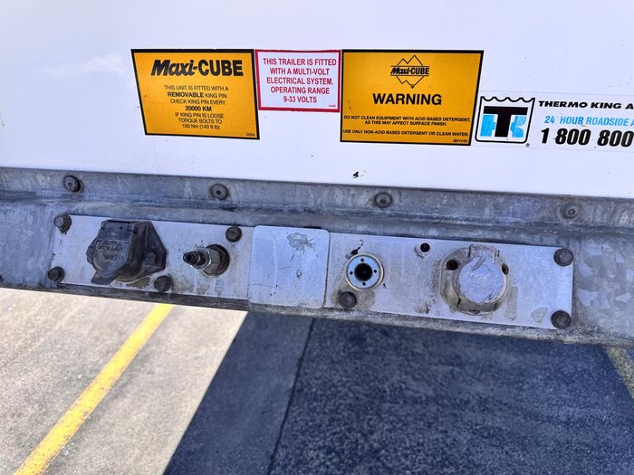 2014 Maxitrans 24 Pallet, -23 Freezer Double Stacker, Rear Evap