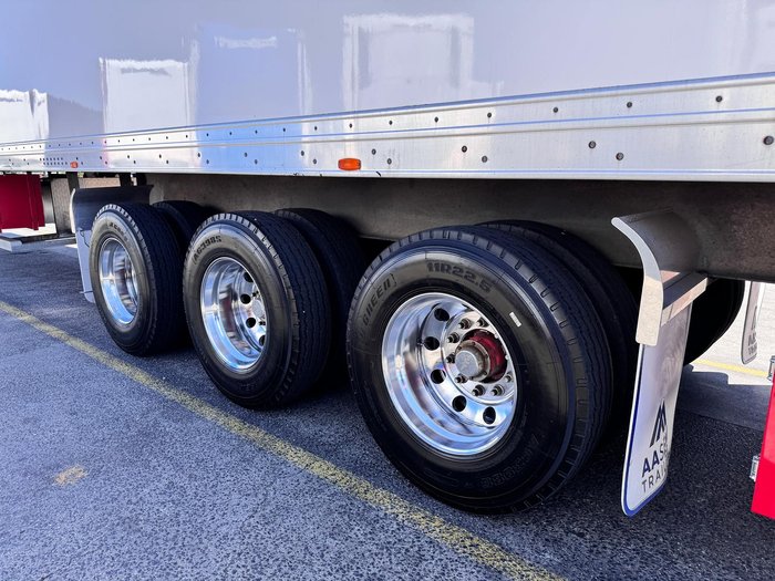 2014 Maxitrans 24 Pallet, -23 Freezer Double Stacker, Rear Evap