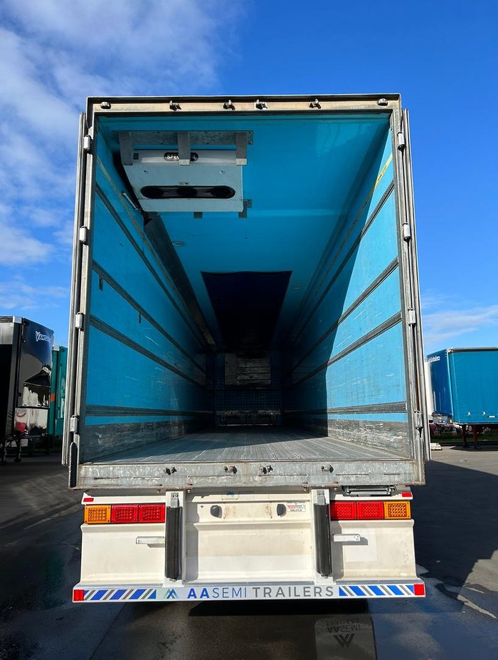 2014 Maxitrans St3 Od 24 Pallet -23 Freezer, Rear Eavp