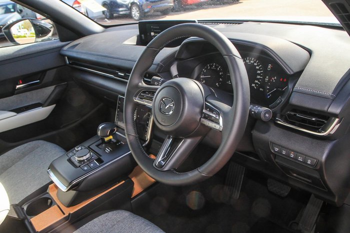 2023 Mazda MX-30 G20e Evolve