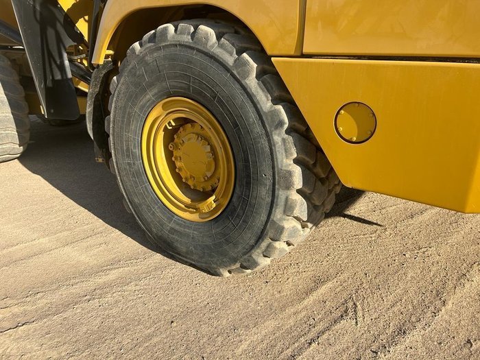 2018 Caterpillar 730