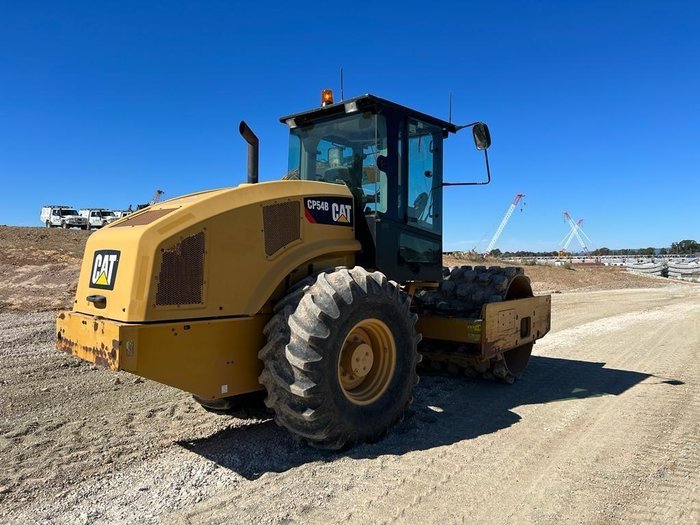 2013 Caterpillar Cp54b 