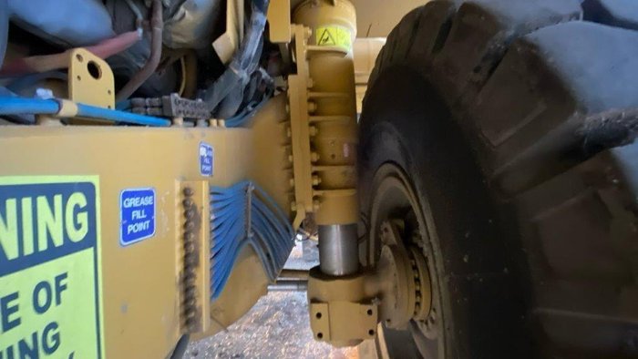 2000 Caterpillar 775D 