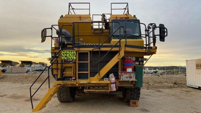 2000 Caterpillar 775D 