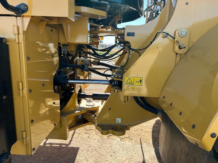 2018 Caterpillar 966M