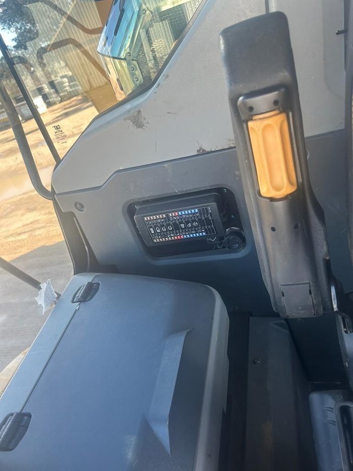 2018 Caterpillar 730 