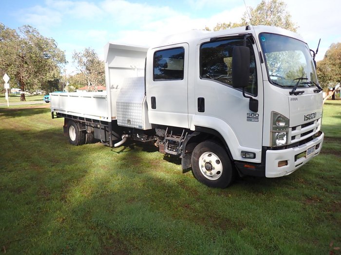 2013 Isuzu Frr 500 WHITE