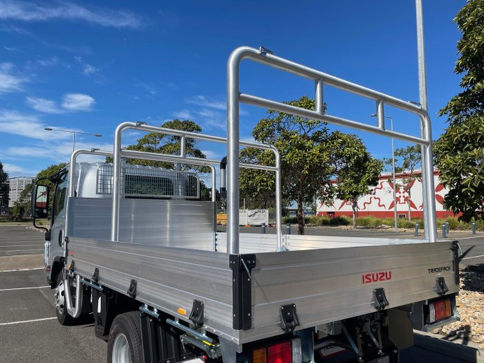 2023 Isuzu N Series NPR 45/55-155 Tradepack
