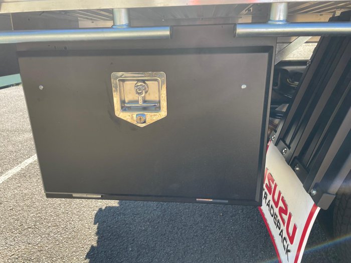 2023 Isuzu N Series NPR 45/55-155 Tradepack