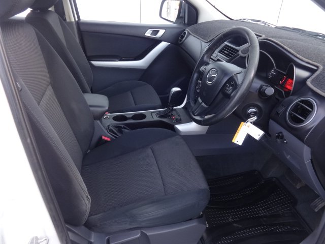 2013 Mazda BT-50 Mazda BT-50 Q 6AUTO 3.2L DUAL CAB UTILITY XTR 4X4