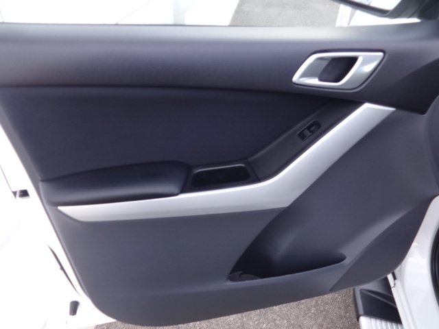 2013 Mazda BT-50 Mazda BT-50 Q 6AUTO 3.2L DUAL CAB UTILITY XTR 4X4