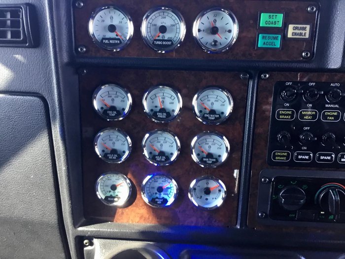 2015 Kenworth T950 Legend No 70 Off 75 Immac Cond Rare Find $400000+Gst KENWORTH T950 LEGEND