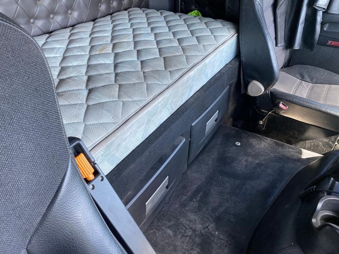 2014 Kenworth K200 2.3 CAB