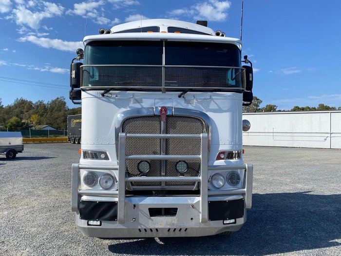 2014 Kenworth K200 600Hp 2.3 CAB White