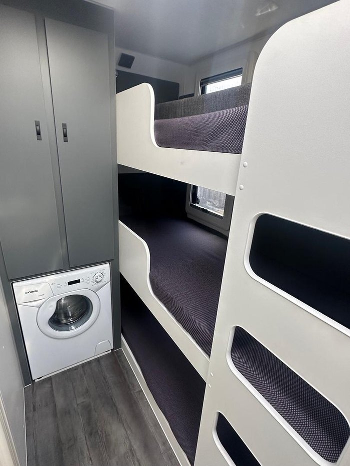2023 JB Caravans 22' Dirt Road Extreme Family Bunk