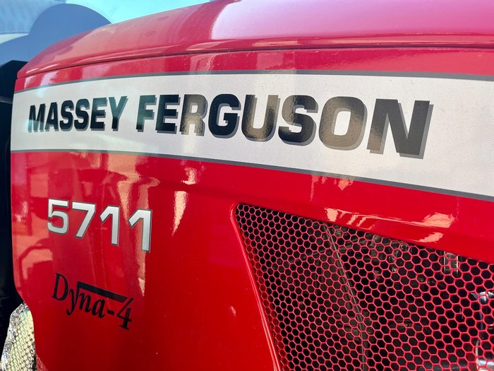 0 Massey Ferguson 5711 Dyna-4 110Hp