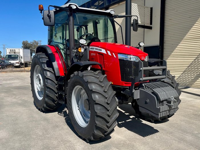 0 Massey Ferguson 5711 Dyna-4 110Hp
