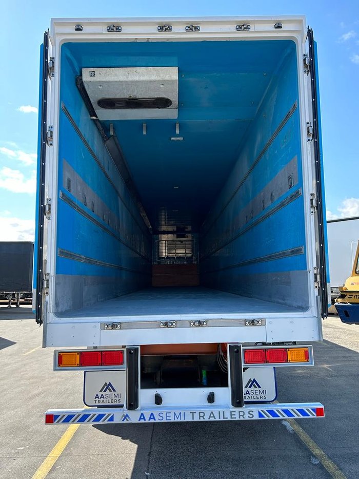 2013 FTE St3 Od 24 Pallet -28 Freezer, Double Stacker, Rear Evap 