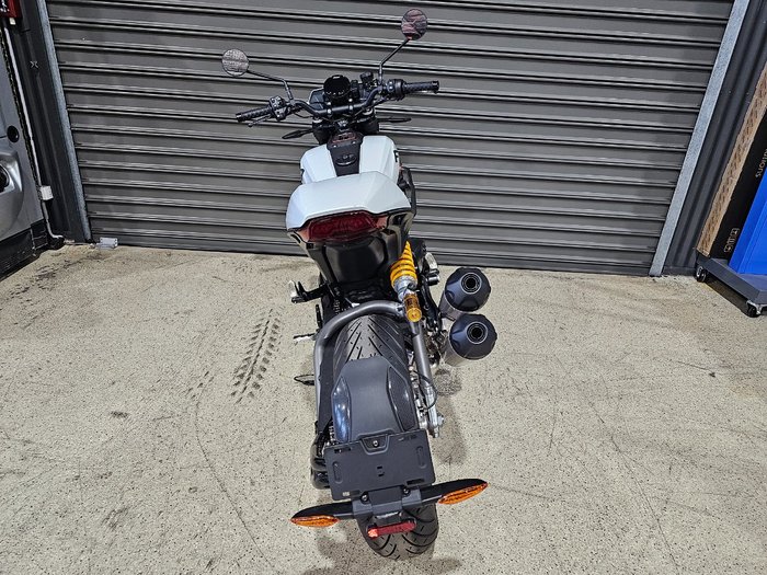 2023 Indian FTR SPORT WHITE LIGHTNING