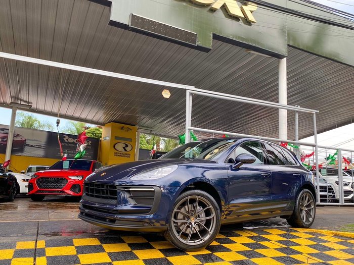 2022 Porsche Macan
