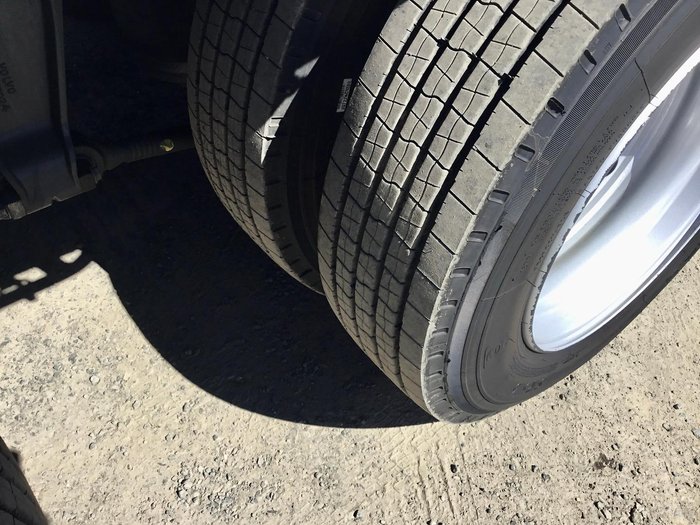 2005 Volvo Fl6-250 6X2 8,6Mt 14Plt Volvo Hist As Traded $50000+Gst FL-250 6X2 WHITE