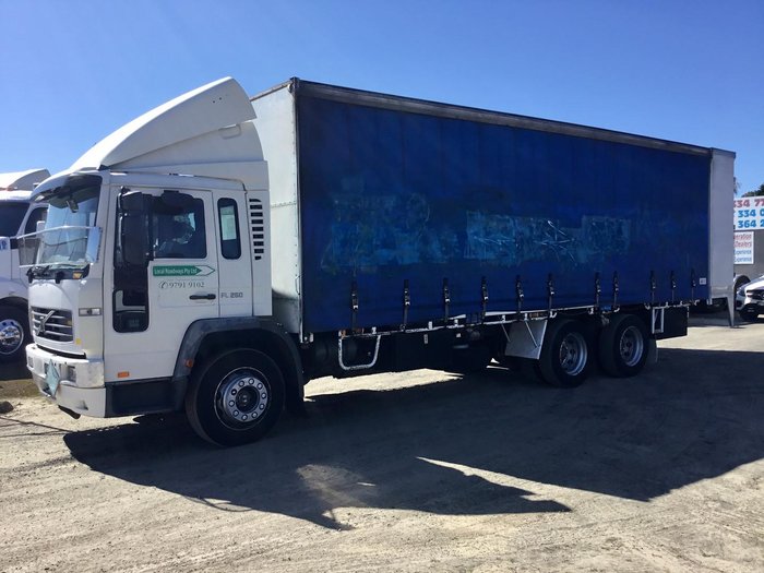 2005 Volvo Fl6-250 6X2 8,6Mt 14Plt Volvo Hist As Traded $50000+Gst FL-250 6X2 WHITE