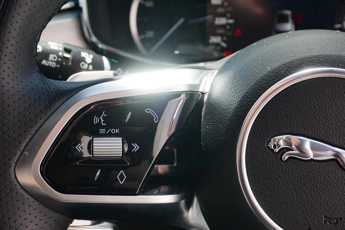 2022 Jaguar F-PACE P400 R-Dynamic SE