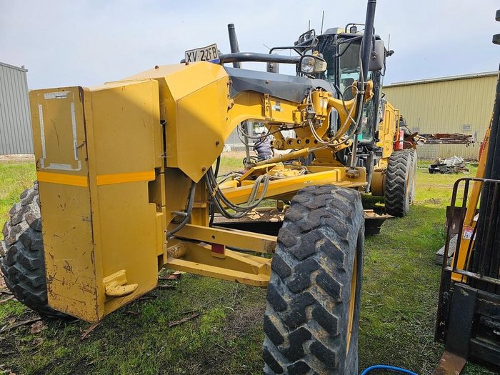 2013 Caterpillar 140M2