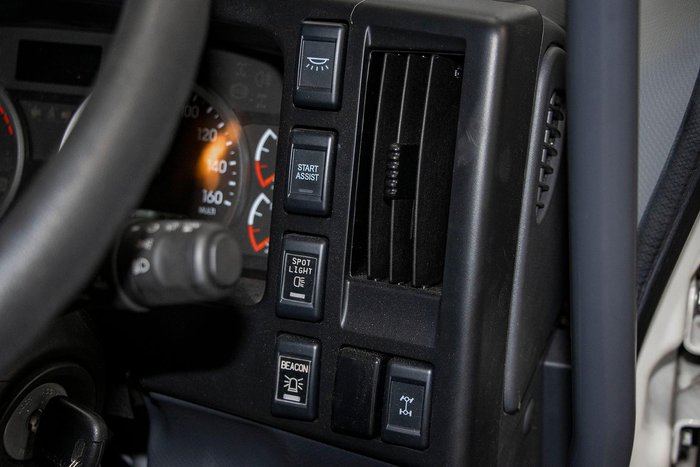 2023 Isuzu Fss 110-210 4X4 Crew FSS