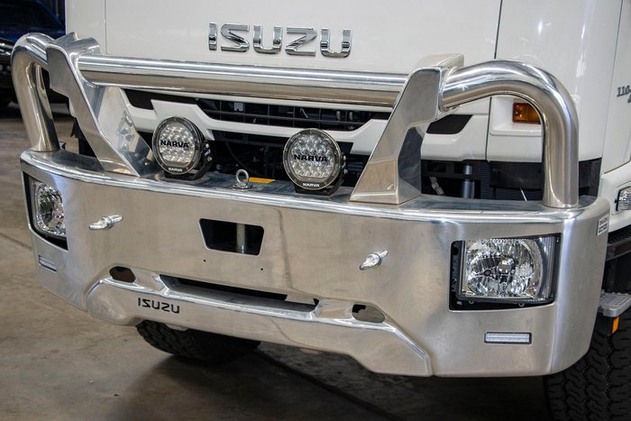 2023 Isuzu Fss 110-210 4X4 Crew FSS