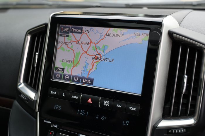 2018 TOYOTA LANDCRUISER LC200 VX (4x4)