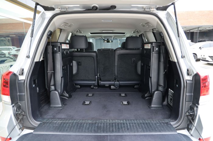 2018 TOYOTA LANDCRUISER LC200 VX (4x4)