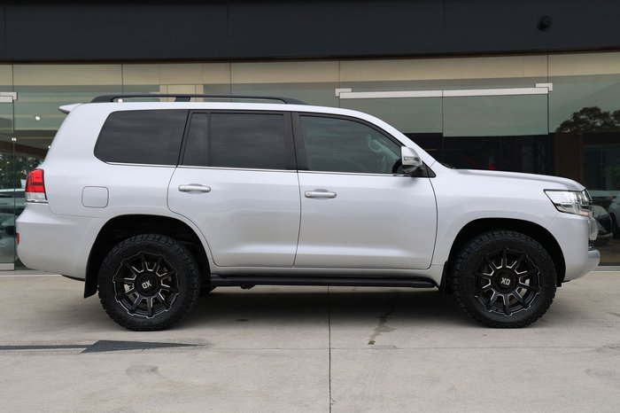 2018 TOYOTA LANDCRUISER LC200 VX (4x4)