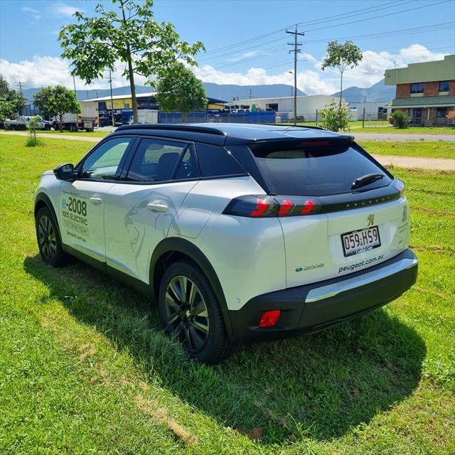 2023 Peugeot e-2008 GT