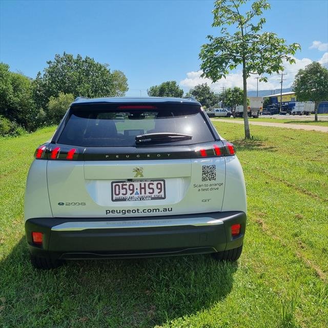 2023 Peugeot e-2008 GT