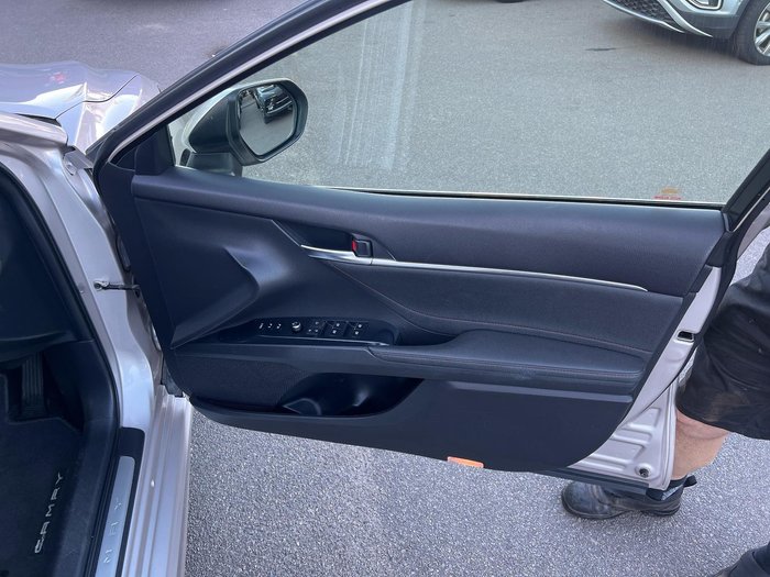 2018 Toyota Camry SL