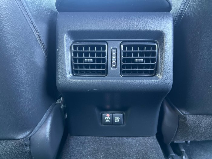 2018 Toyota Camry SL